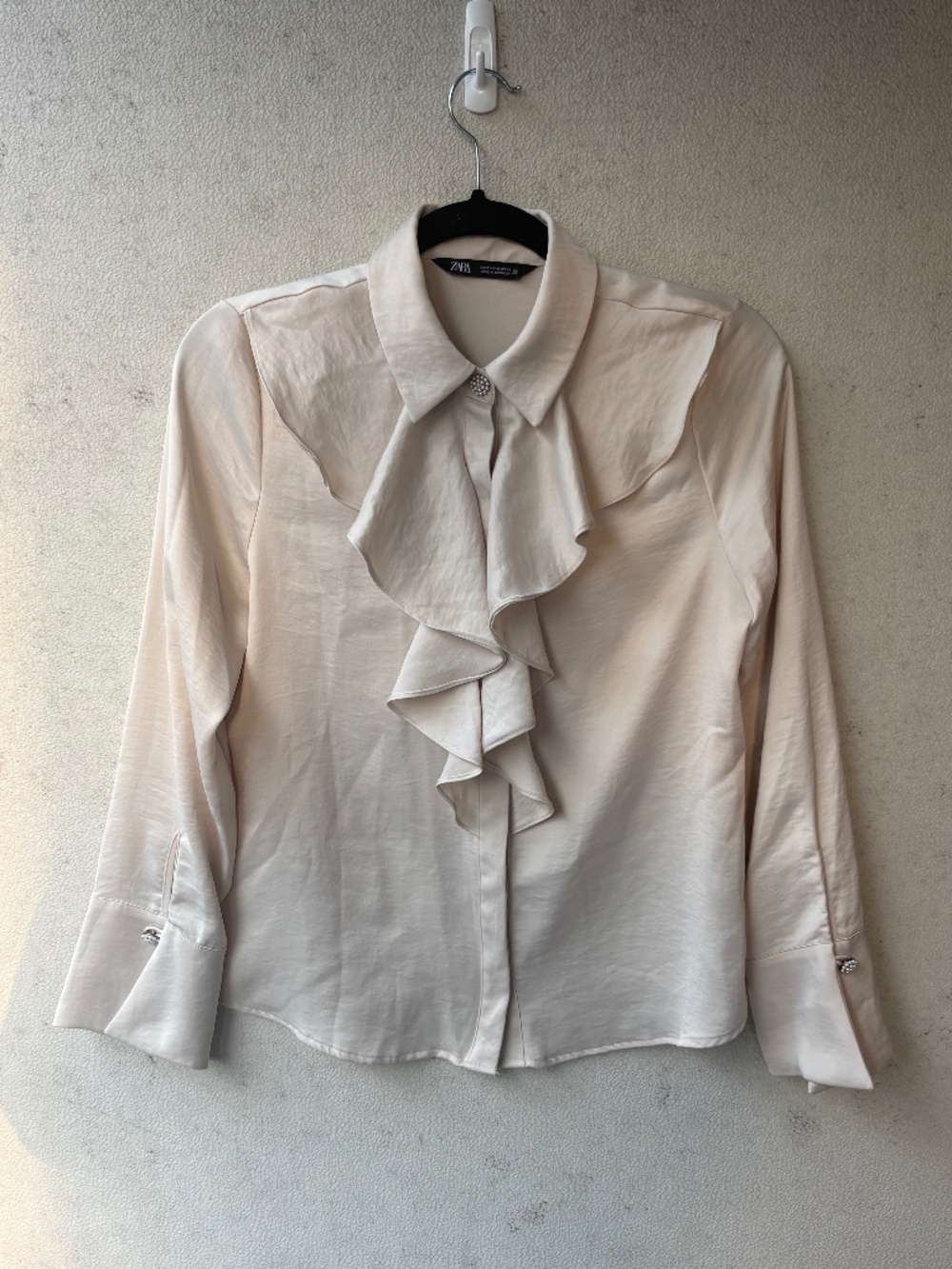 Zara Ivory Pearl Button Ruffle Blouse Jabot Collared Shirt S